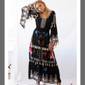 Fillyboo “Little Bear” black maxi